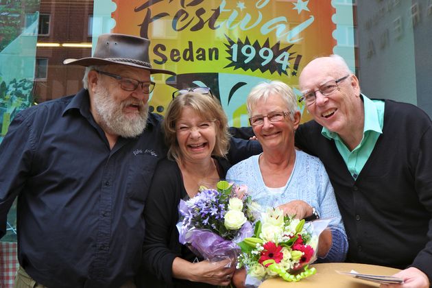 Christer Swenson, Helén Vallgren, Anita Gunnarsson och Bertil Strand. Saknas på bilden gör Peter Sandörn och Bertil Asplund. Christer Swenson, Helén Vallgren, Anita Gunnarsson och Bertil Strand. Saknas på bilden gör Peter Sandörn och Bertil Asplund.